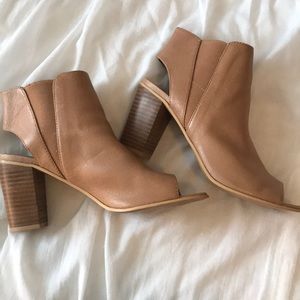 Steve Madden Nobel open toe bootie